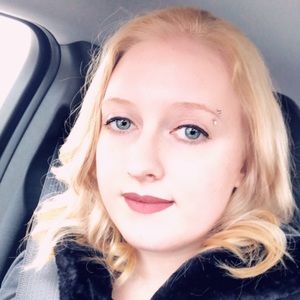 Meet your Posher, Skylar